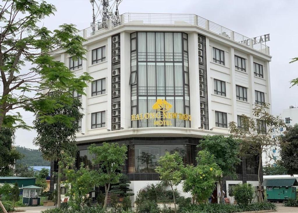 Ha Long New Day Hotel ภายนอก รูปภาพ