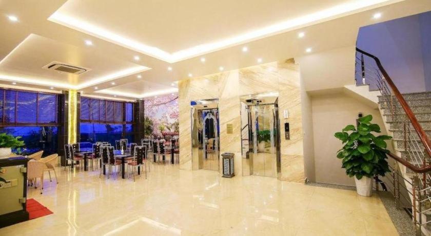 Ha Long New Day Hotel ภายนอก รูปภาพ